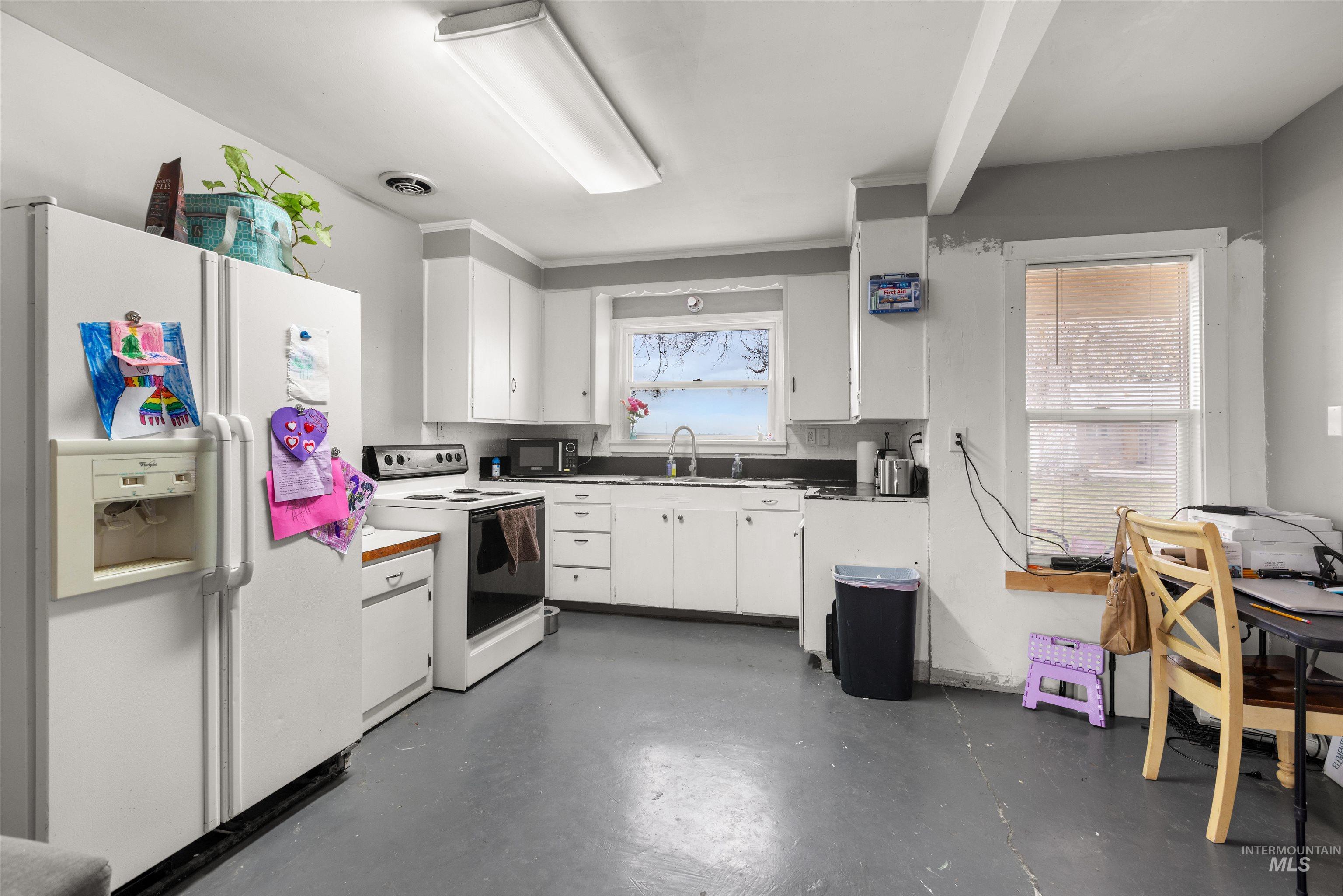 4777 W Black Canyon, Emmett, Idaho 83617, 8 Bedrooms, 5 Bathrooms, Farm & Ranch For Sale, Price $1,900,000,MLS 98975410