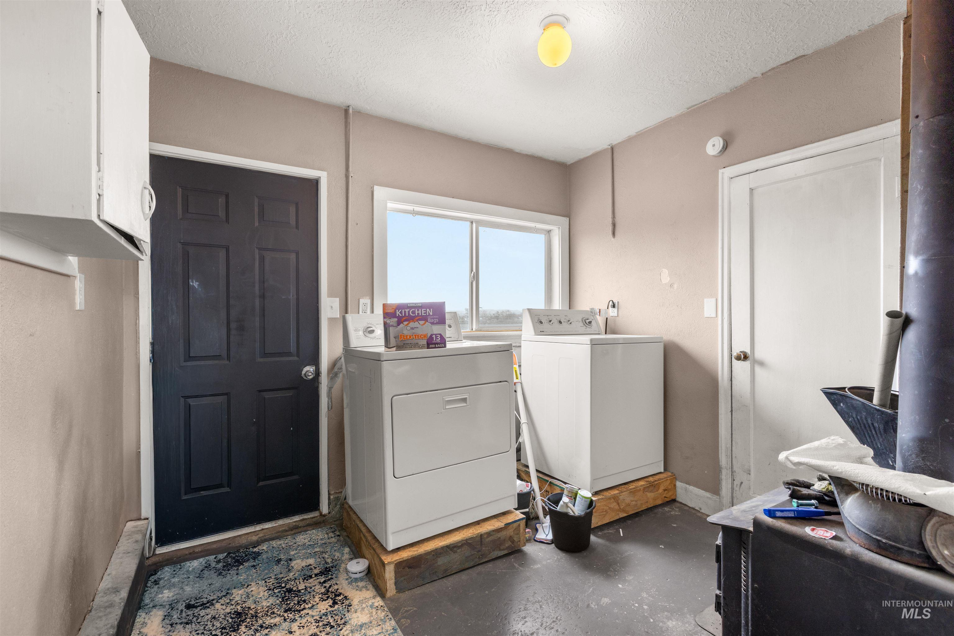 4777 W Black Canyon, Emmett, Idaho 83617, 8 Bedrooms, 5 Bathrooms, Farm & Ranch For Sale, Price $1,900,000,MLS 98975410