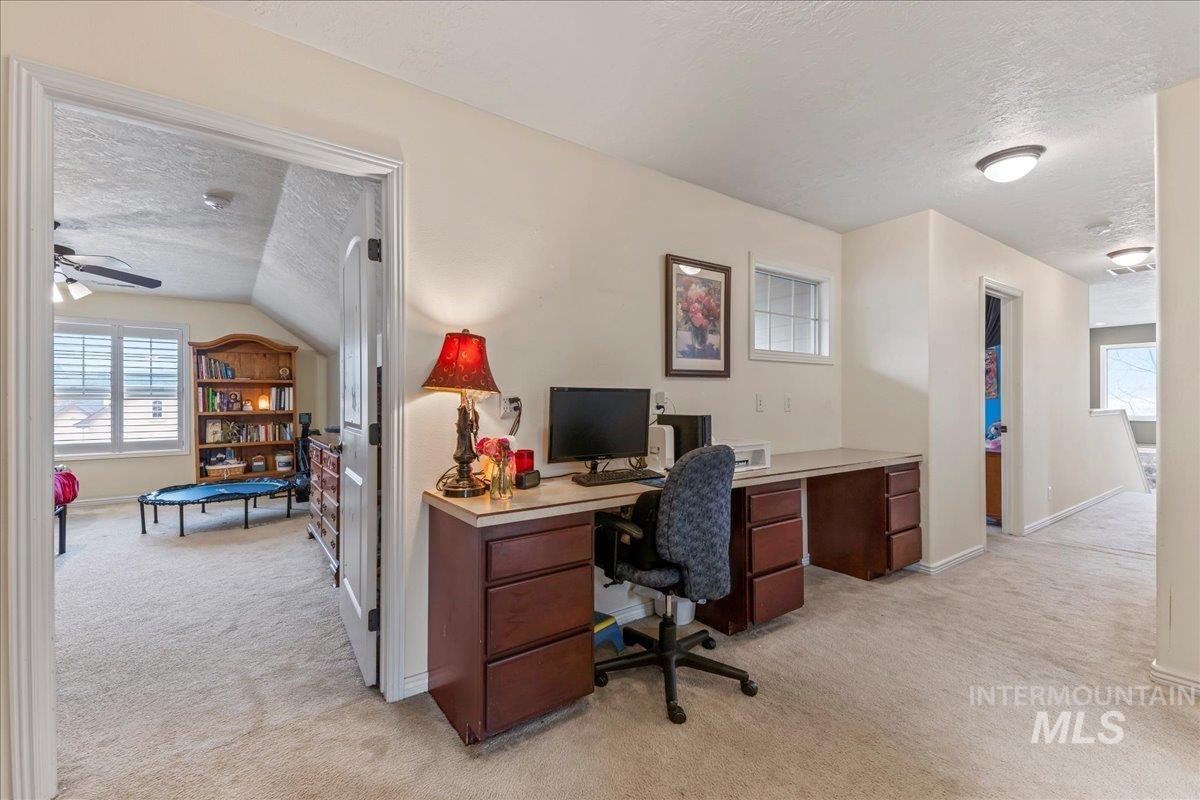 2207 W Root Creek Street, Meridian, Idaho 83646, 5 Bedrooms, 2.5 Bathrooms, Residential For Sale, Price $599,999, 98975412