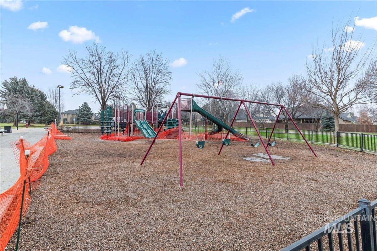 2207 W Root Creek Street, Meridian, Idaho 83646, 5 Bedrooms, 2.5 Bathrooms, Residential For Sale, Price $599,999, 98975412