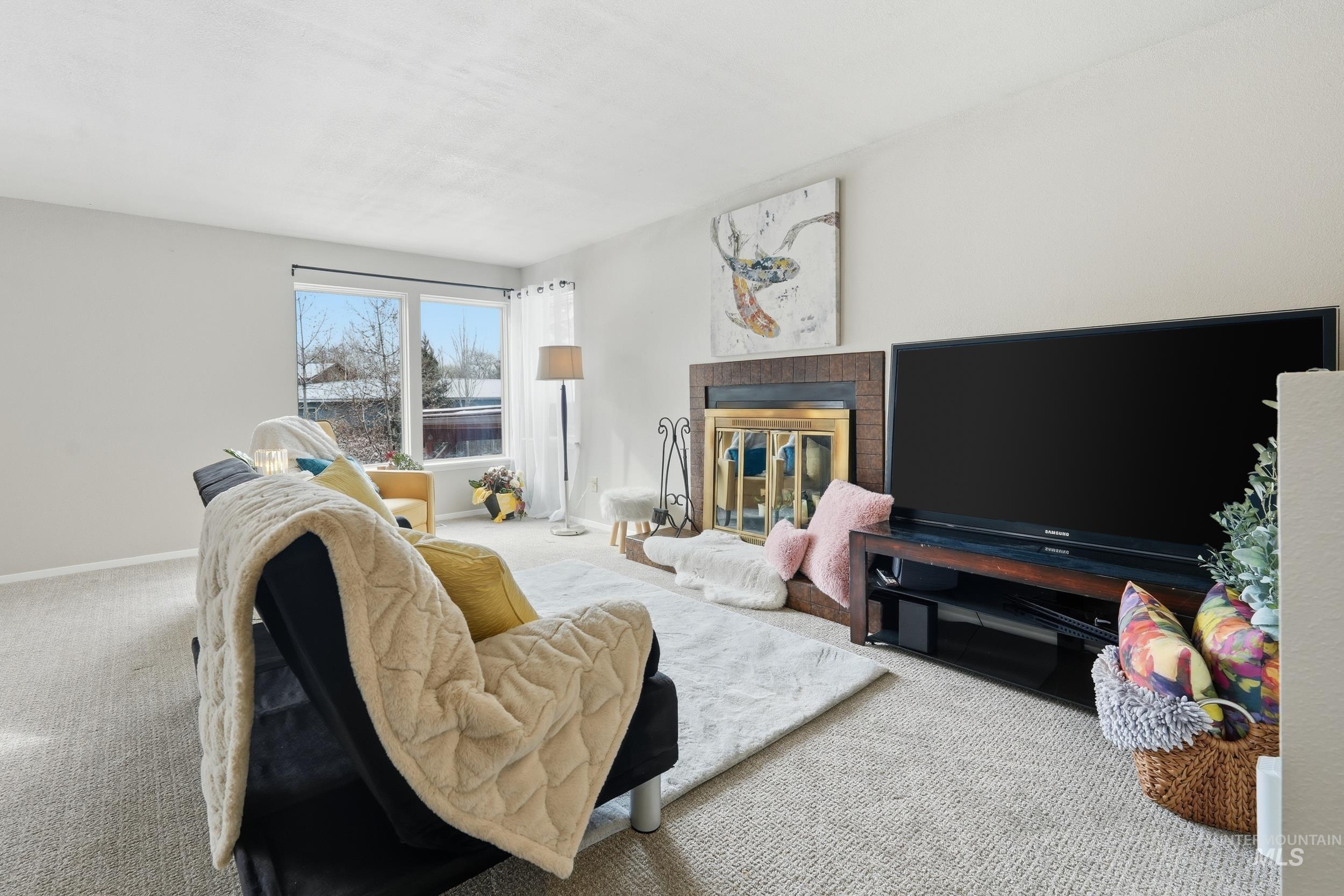 3589 S Minuteman Way, Boise, Idaho 83706, 4 Bedrooms, 2 Bathrooms, Residential For Sale, Price $549,950,MLS 98975415