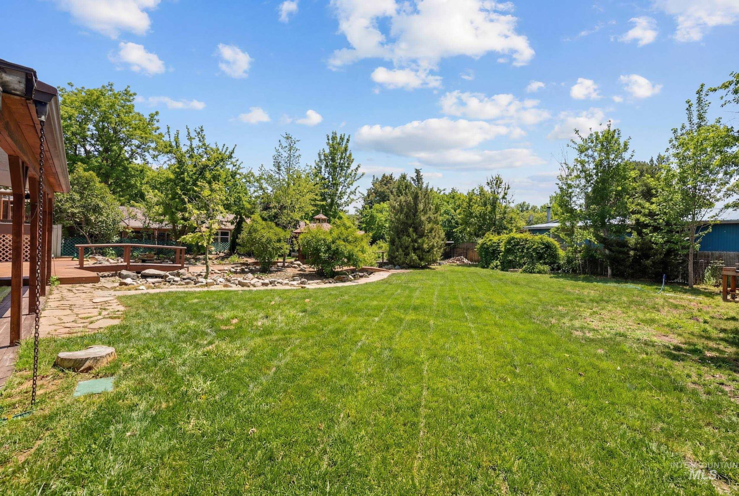 3589 S Minuteman Way, Boise, Idaho 83706, 4 Bedrooms, 2 Bathrooms, Residential For Sale, Price $549,950,MLS 98975415