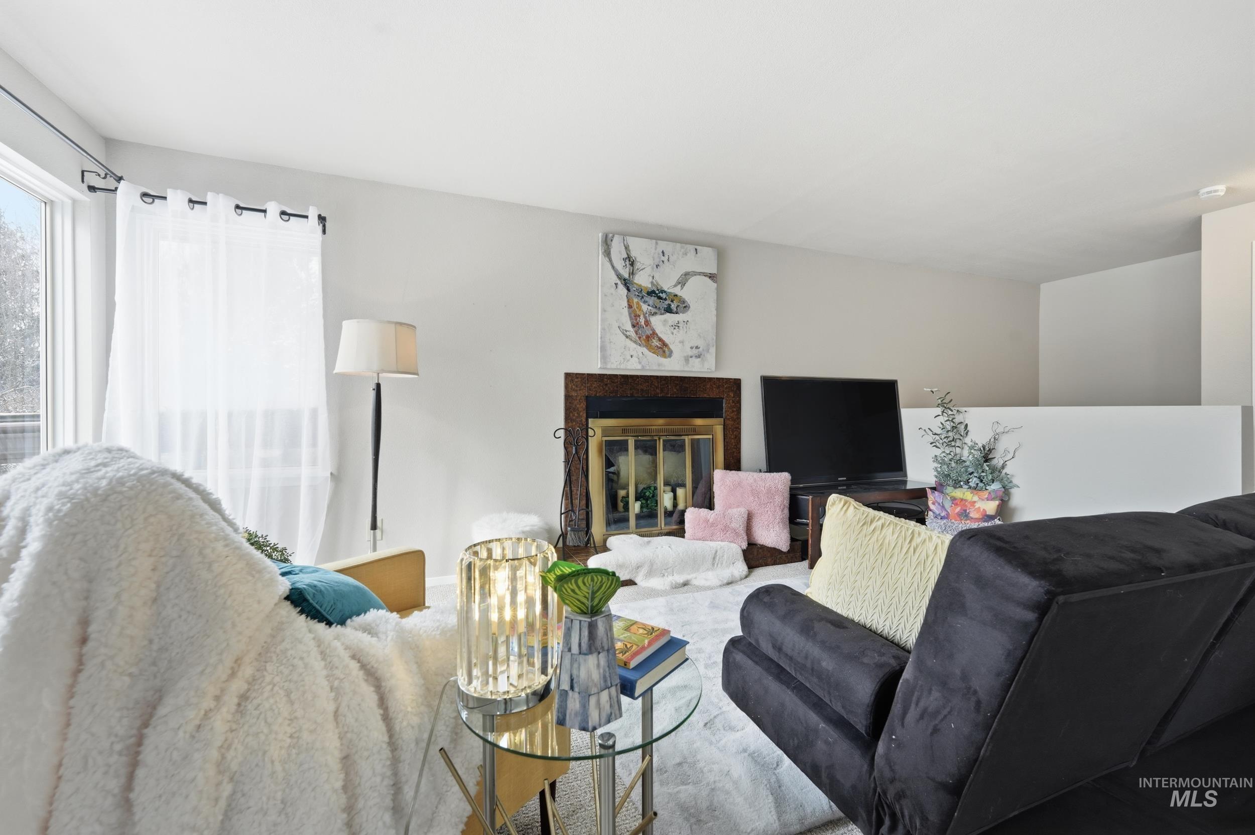 3589 S Minuteman Way, Boise, Idaho 83706, 4 Bedrooms, 2 Bathrooms, Residential For Sale, Price $549,950,MLS 98975415