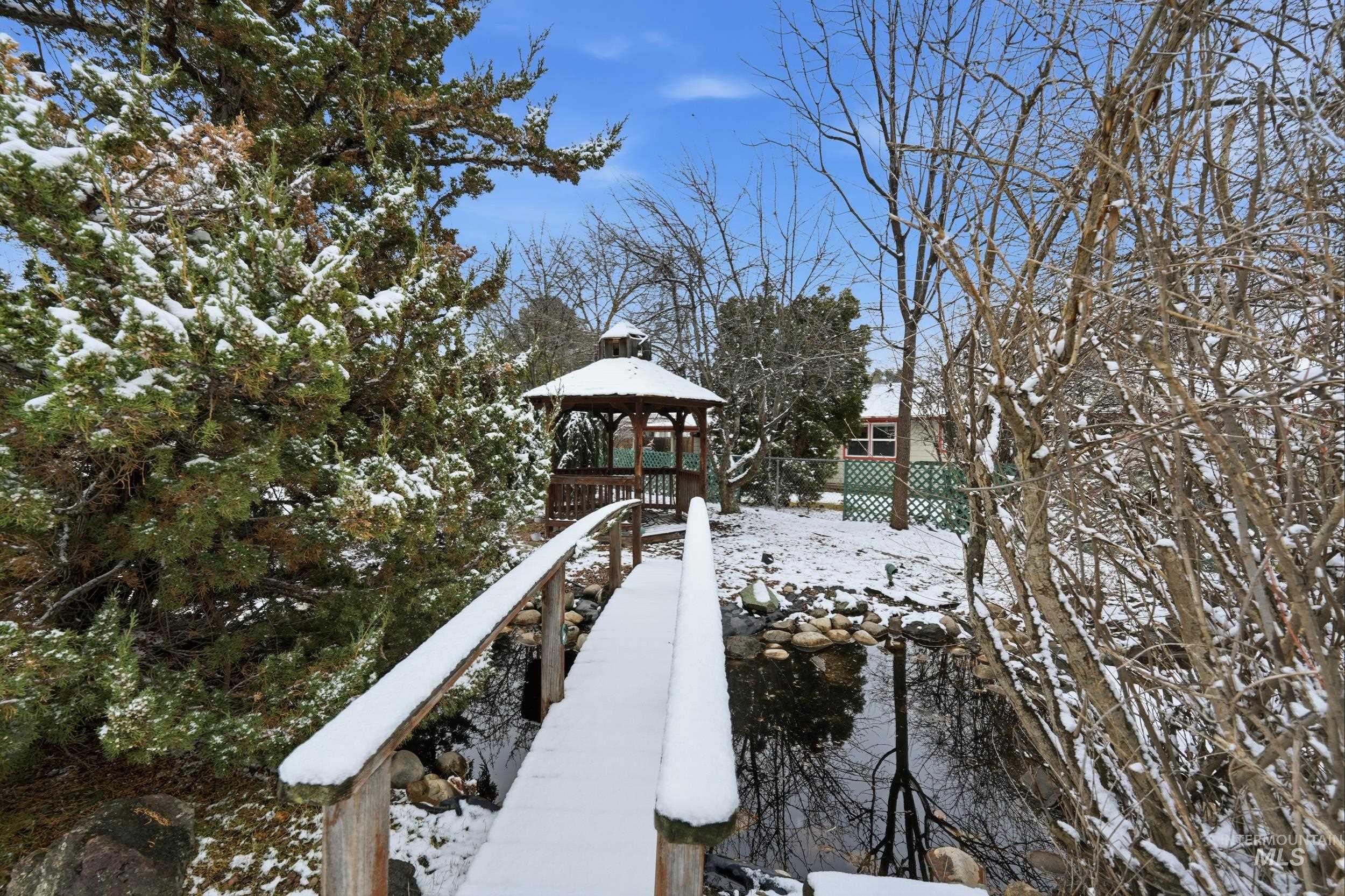 3589 S Minuteman Way, Boise, Idaho 83706, 4 Bedrooms, 2 Bathrooms, Residential For Sale, Price $549,950,MLS 98975415