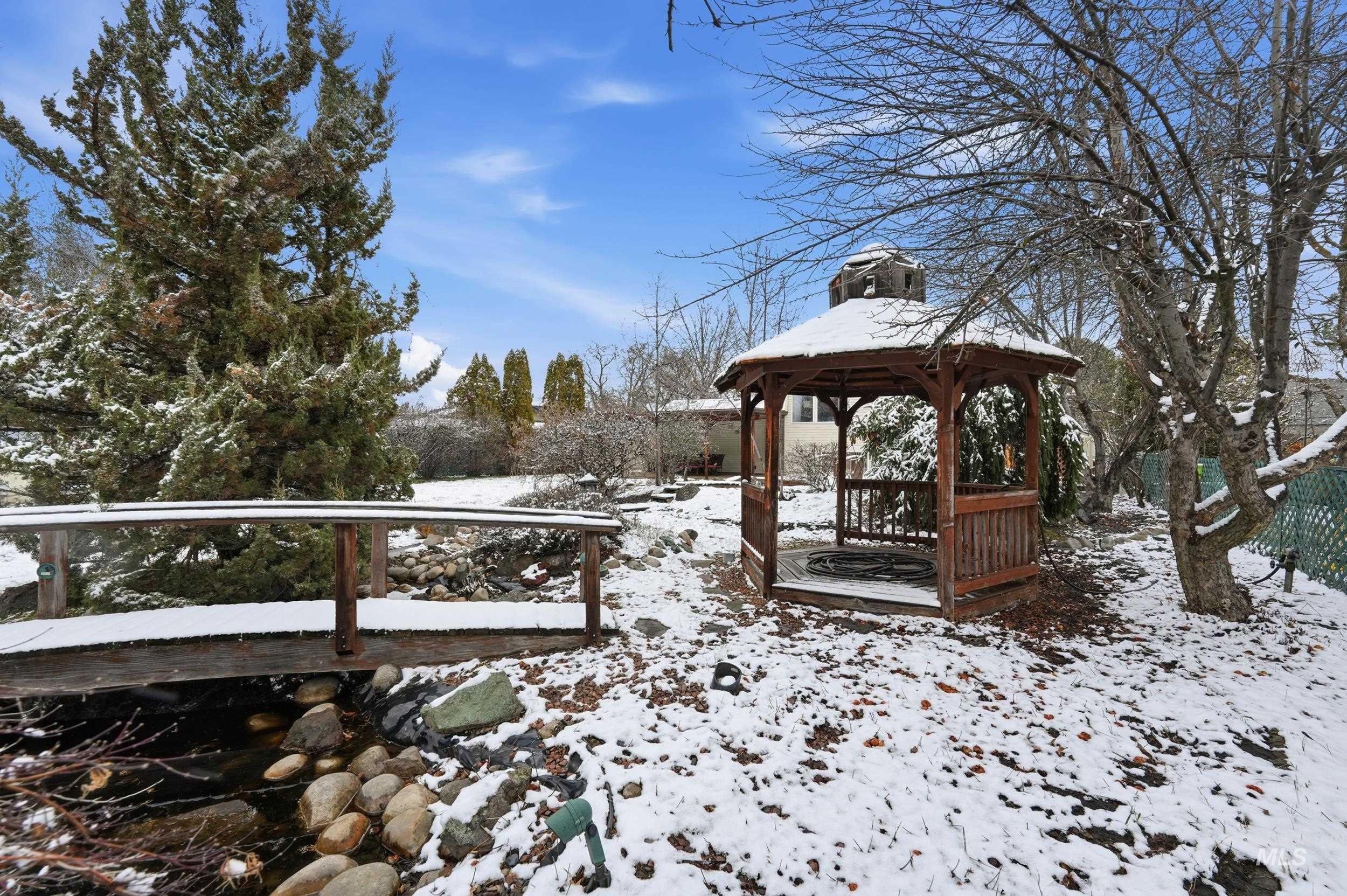 3589 S Minuteman Way, Boise, Idaho 83706, 4 Bedrooms, 2 Bathrooms, Residential For Sale, Price $549,950,MLS 98975415