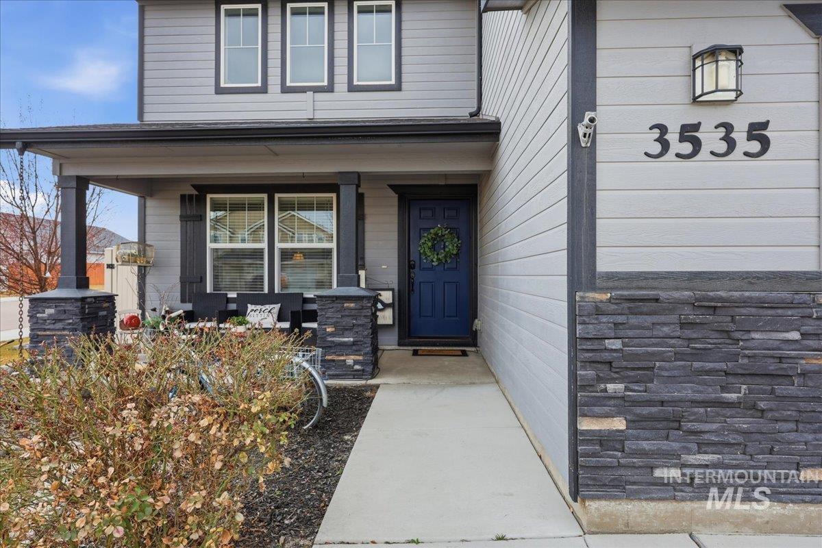 3535 S Cape Coral, Nampa, Idaho 83686, 5 Bedrooms, 2.5 Bathrooms, Residential For Sale, Price $499,999,MLS 98975416