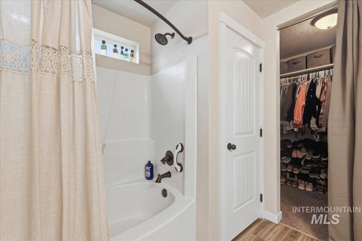 3535 S Cape Coral, Nampa, Idaho 83686, 5 Bedrooms, 2.5 Bathrooms, Residential For Sale, Price $499,999,MLS 98975416