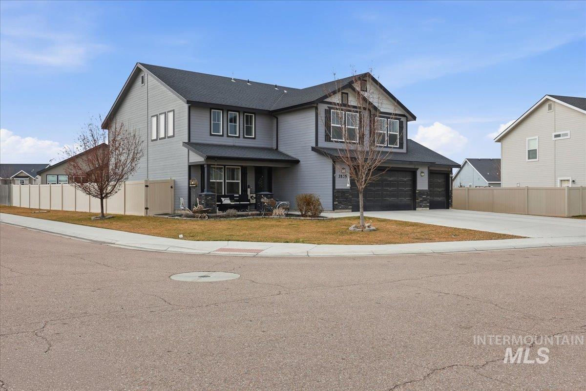 3535 S Cape Coral, Nampa, Idaho 83686, 5 Bedrooms, 2.5 Bathrooms, Residential For Sale, Price $499,999,MLS 98975416