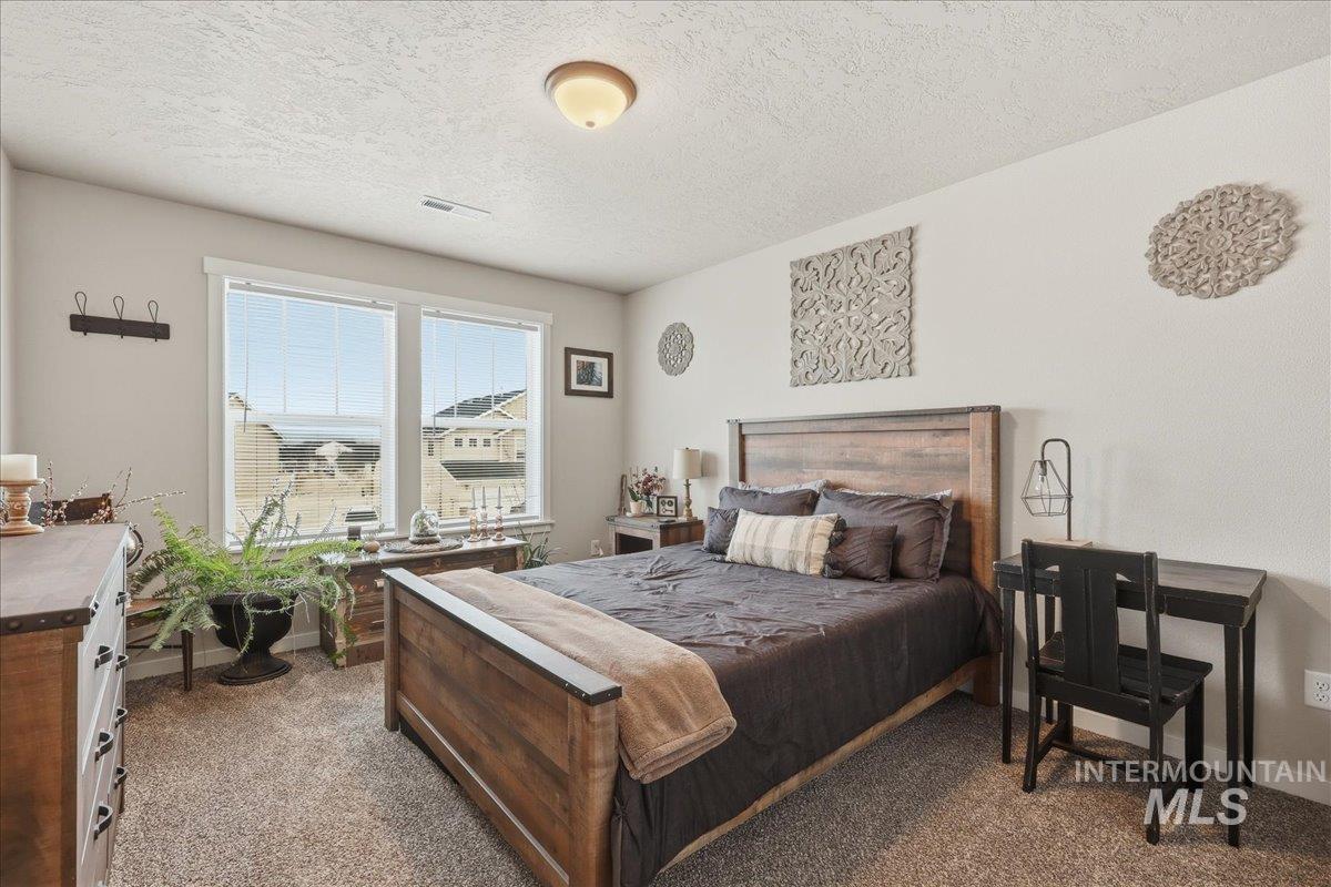 3535 S Cape Coral, Nampa, Idaho 83686, 5 Bedrooms, 2.5 Bathrooms, Residential For Sale, Price $499,999,MLS 98975416