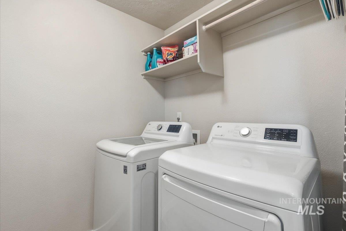 3535 S Cape Coral, Nampa, Idaho 83686, 5 Bedrooms, 2.5 Bathrooms, Residential For Sale, Price $499,999,MLS 98975416