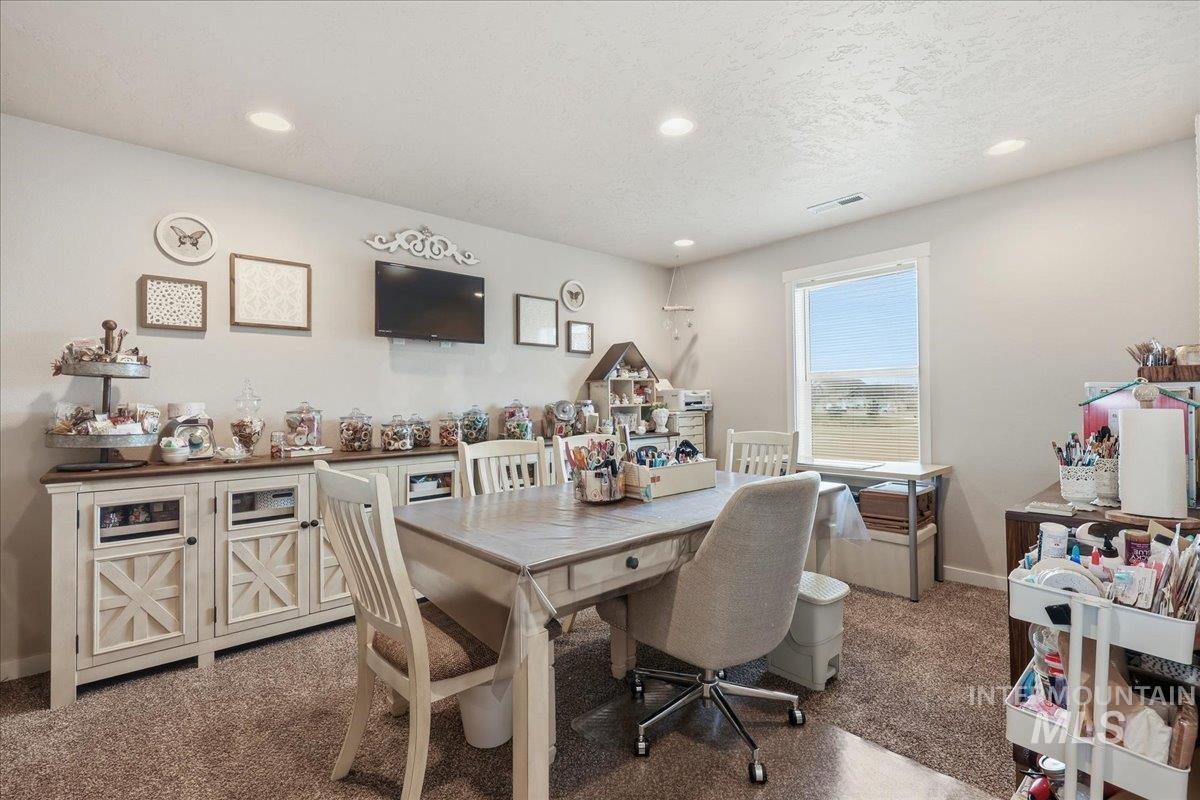 3535 S Cape Coral, Nampa, Idaho 83686, 5 Bedrooms, 2.5 Bathrooms, Residential For Sale, Price $499,999,MLS 98975416