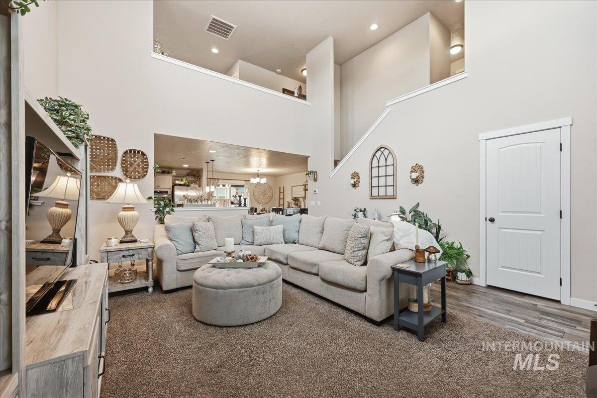 3535 S Cape Coral, Nampa, Idaho 83686, 5 Bedrooms, 2.5 Bathrooms, Residential For Sale, Price $499,999,MLS 98975416