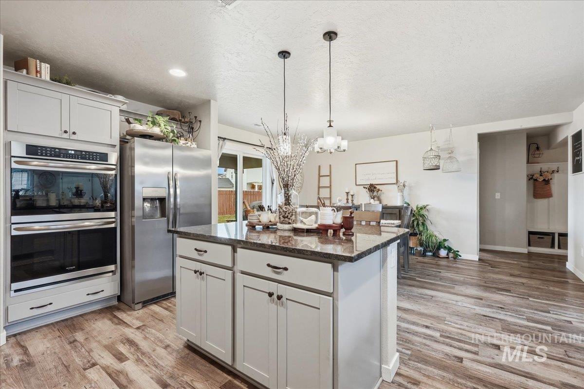 3535 S Cape Coral, Nampa, Idaho 83686, 5 Bedrooms, 2.5 Bathrooms, Residential For Sale, Price $499,999,MLS 98975416