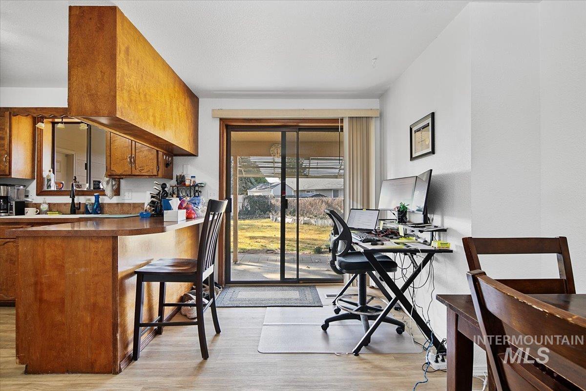 2719 N Aster Ave, Boise, Idaho 83704, 3 Bedrooms, 2 Bathrooms, Residential For Sale, Price $418,000,MLS 98975418