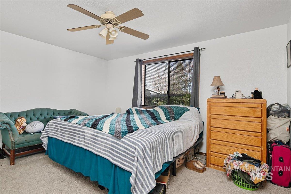 2719 N Aster Ave, Boise, Idaho 83704, 3 Bedrooms, 2 Bathrooms, Residential For Sale, Price $418,000,MLS 98975418