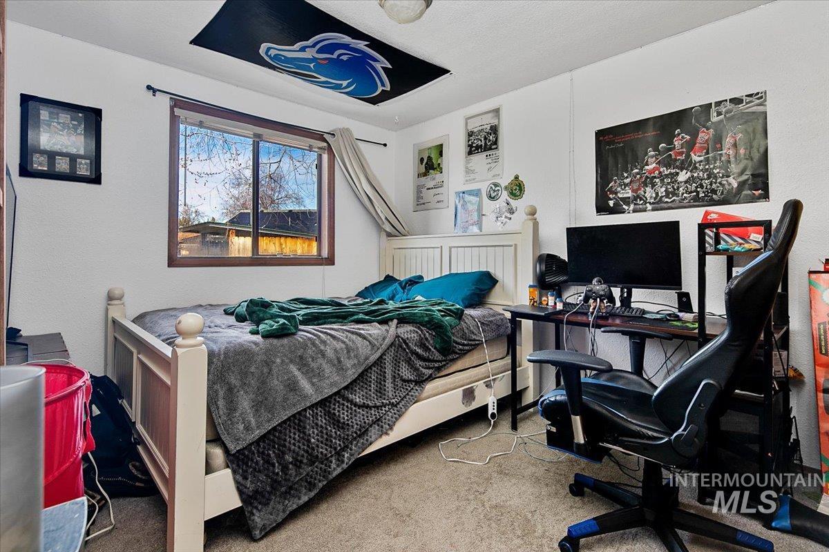 2719 N Aster Ave, Boise, Idaho 83704, 3 Bedrooms, 2 Bathrooms, Residential For Sale, Price $418,000,MLS 98975418