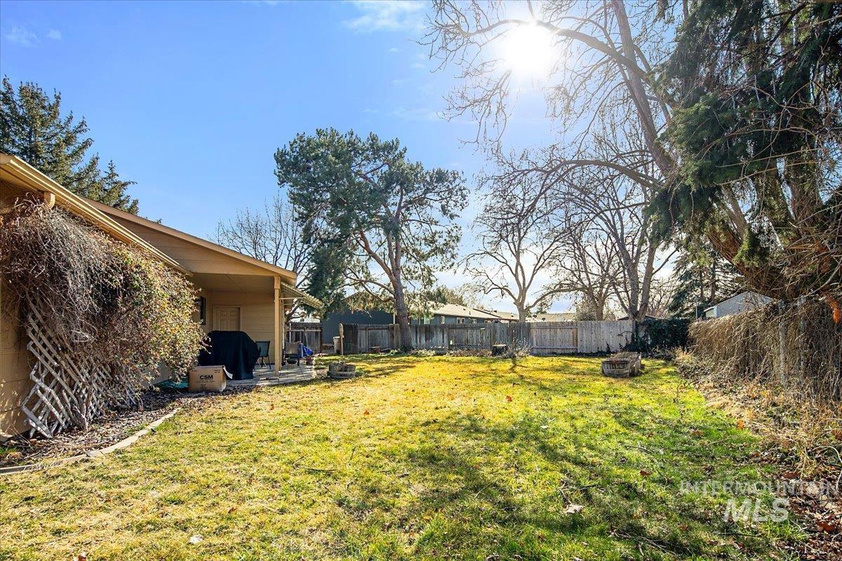 2719 N Aster Ave, Boise, Idaho 83704, 3 Bedrooms, 2 Bathrooms, Residential For Sale, Price $418,000,MLS 98975418