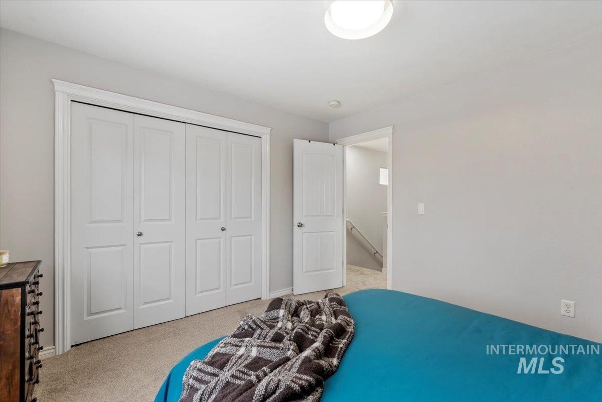 2624 S Virginia Ave, Boise, Idaho 83705, 3 Bedrooms, 1.5 Bathrooms, Residential For Sale, Price $449,900,MLS 98975419