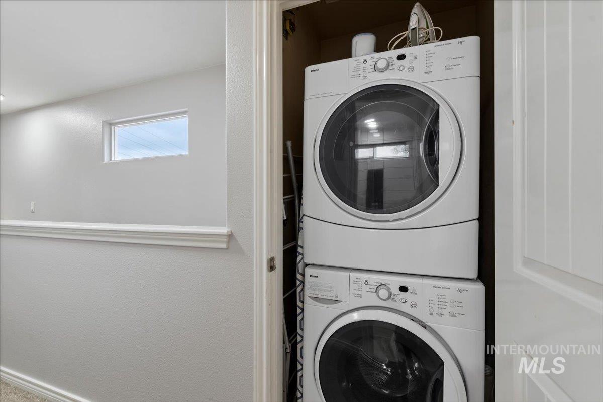 2624 S Virginia Ave, Boise, Idaho 83705, 3 Bedrooms, 1.5 Bathrooms, Residential For Sale, Price $449,900,MLS 98975419