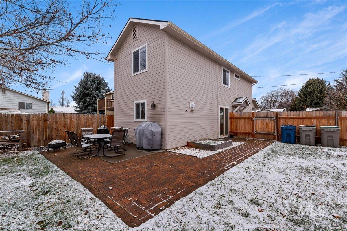 2624 S Virginia Ave, Boise, Idaho 83705, 3 Bedrooms, 1.5 Bathrooms, Residential For Sale, Price $449,900,MLS 98975419