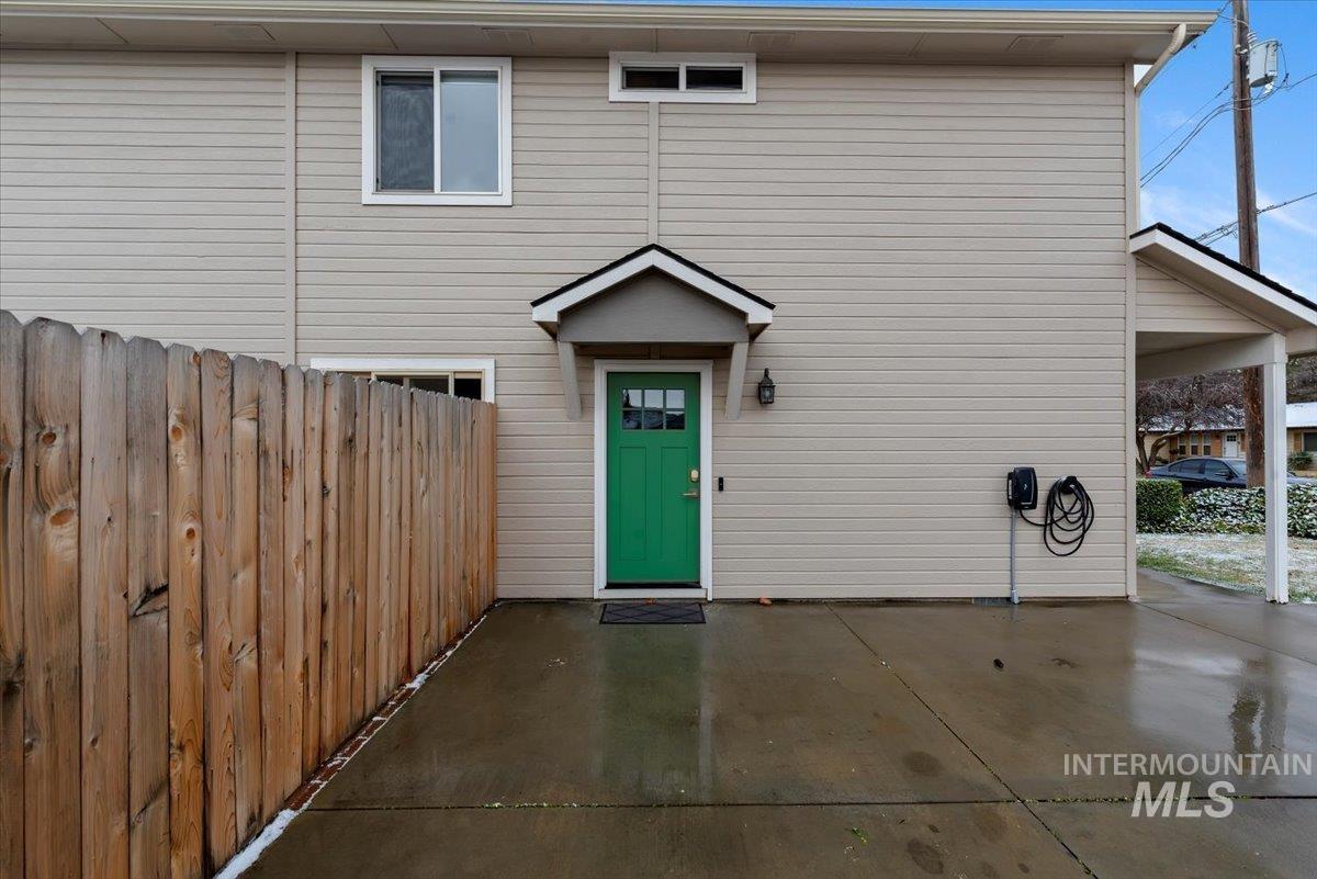 2624 S Virginia Ave, Boise, Idaho 83705, 3 Bedrooms, 1.5 Bathrooms, Residential For Sale, Price $449,900,MLS 98975419