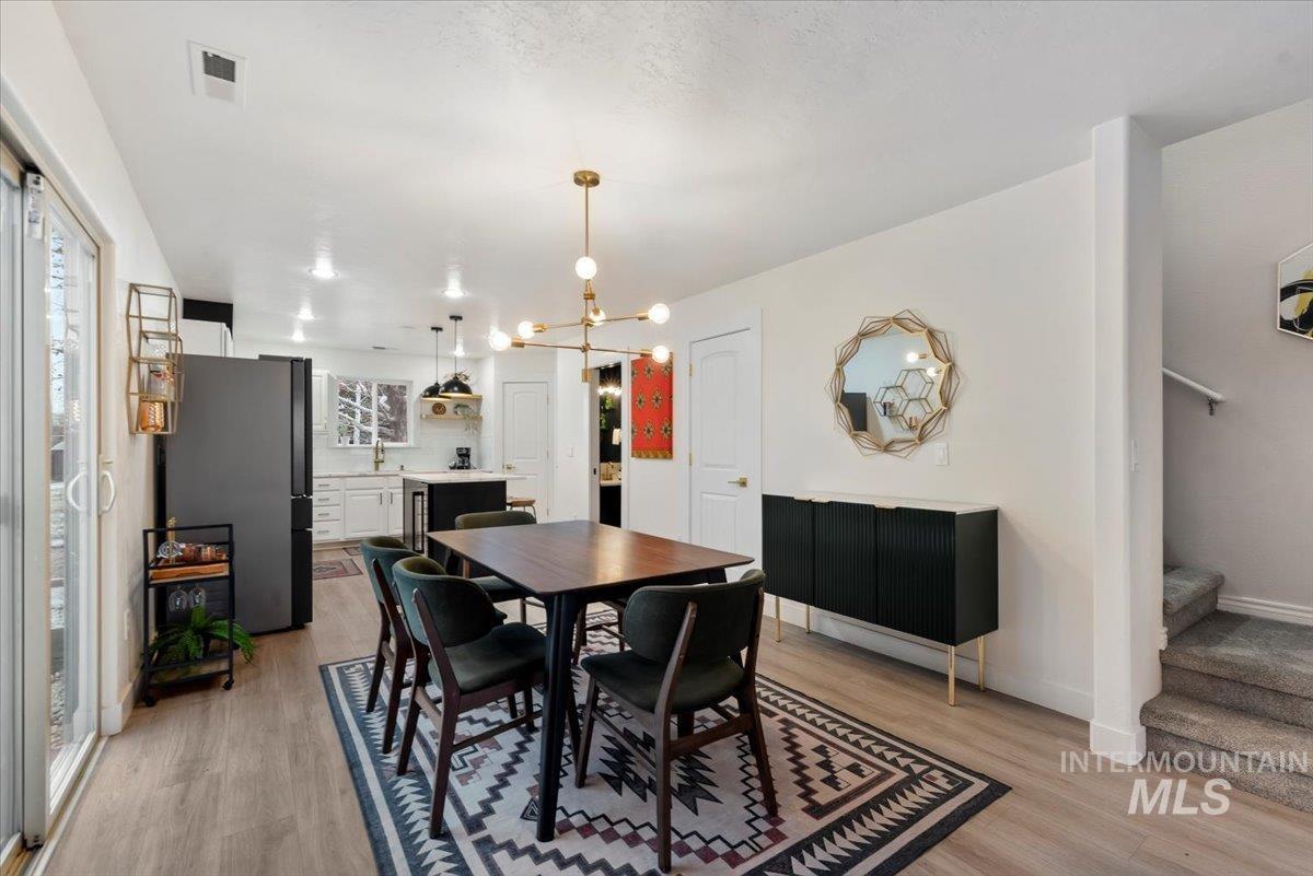 2624 S Virginia Ave, Boise, Idaho 83705, 3 Bedrooms, 1.5 Bathrooms, Residential For Sale, Price $449,900,MLS 98975419