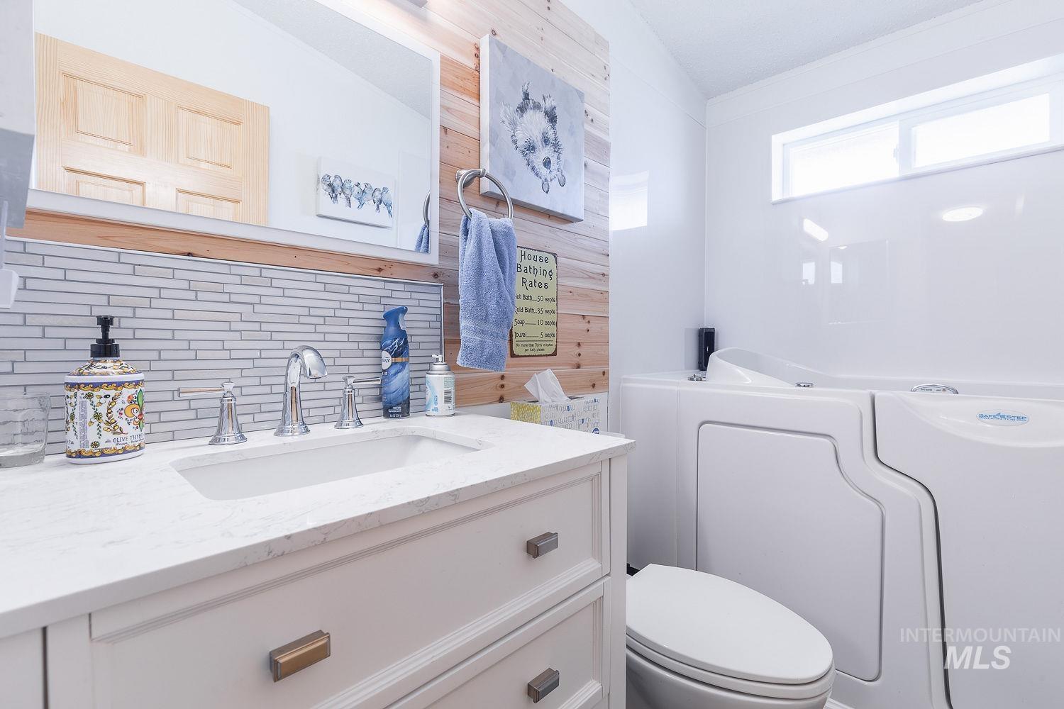 1907 W Flamingo Ave, Nampa, Idaho 83651, 3 Bedrooms, 2 Bathrooms, Residential For Sale, Price $207,500,MLS 98975420