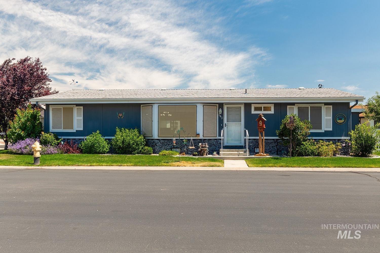 1907 W Flamingo Ave, Nampa, Idaho 83651, 3 Bedrooms, 2 Bathrooms, Residential For Sale, Price $207,500,MLS 98975420