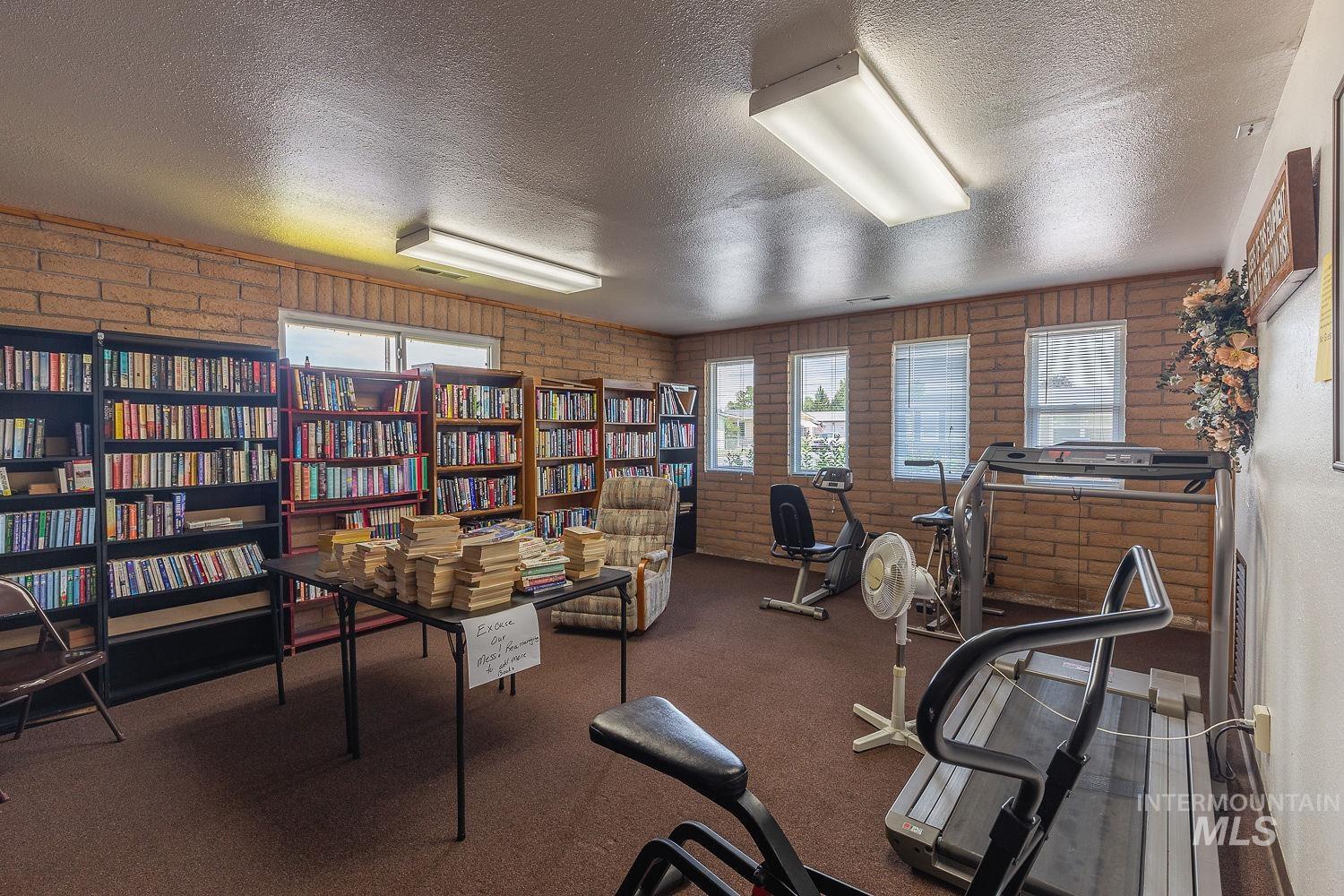 1907 W Flamingo Ave, Nampa, Idaho 83651, 3 Bedrooms, 2 Bathrooms, Residential For Sale, Price $207,500,MLS 98975420