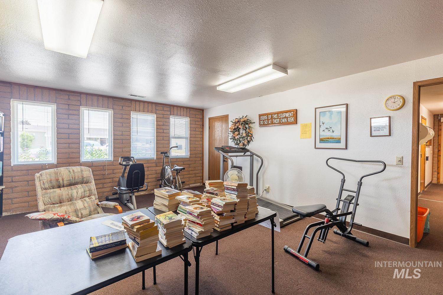 1907 W Flamingo Ave, Nampa, Idaho 83651, 3 Bedrooms, 2 Bathrooms, Residential For Sale, Price $207,500,MLS 98975420