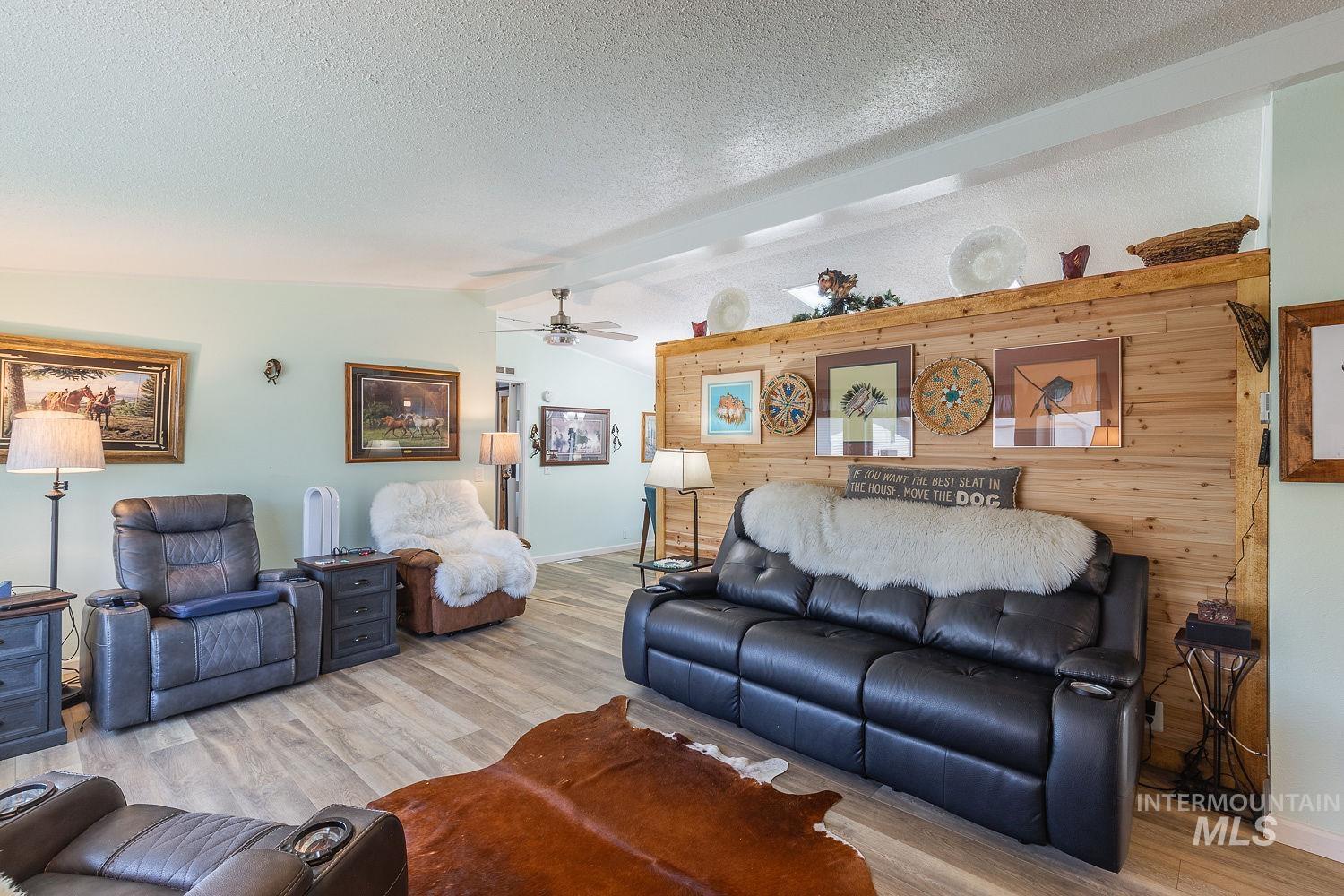 1907 W Flamingo Ave, Nampa, Idaho 83651, 3 Bedrooms, 2 Bathrooms, Residential For Sale, Price $207,500,MLS 98975420