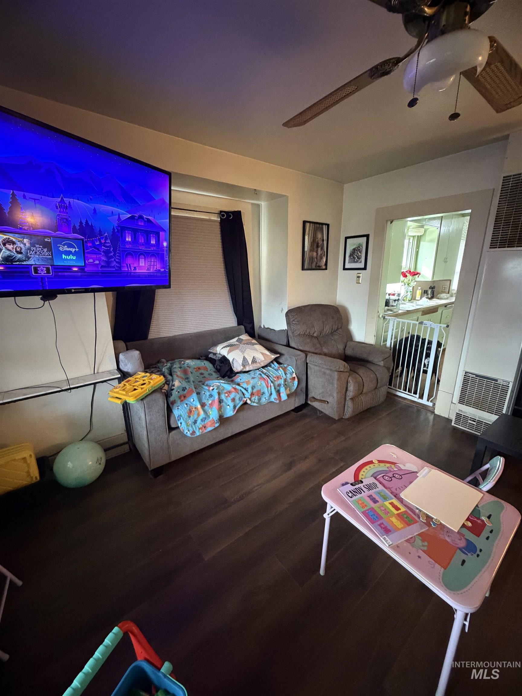 411 S Wardwell Ave, Emmett, Idaho 83617, 2 Bedrooms, 1 Bathroom, Residential For Sale, Price $265,000,MLS 98975421