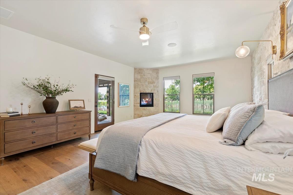 966 W Watersford Dr., Eagle, Idaho 83616, 4 Bedrooms, 3.5 Bathrooms, Residential For Sale, Price $1,699,500, 98975422