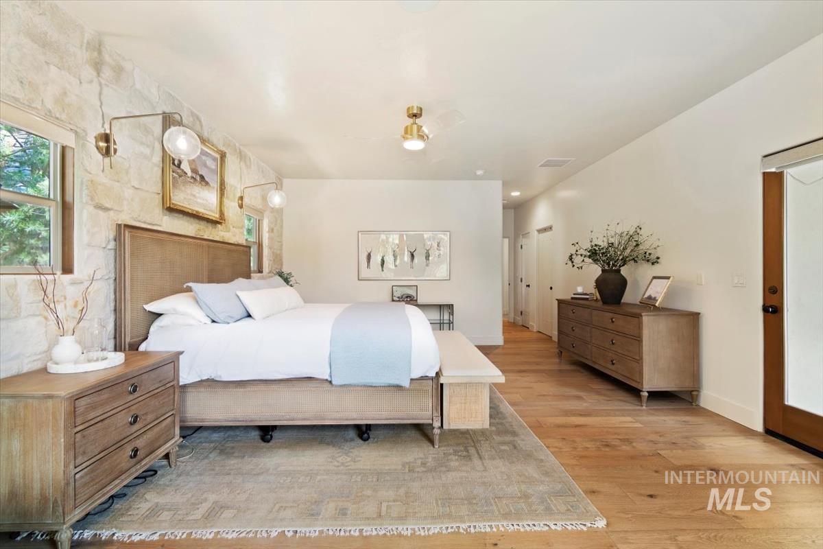 966 W Watersford Dr., Eagle, Idaho 83616, 4 Bedrooms, 3.5 Bathrooms, Residential For Sale, Price $1,699,500, 98975422