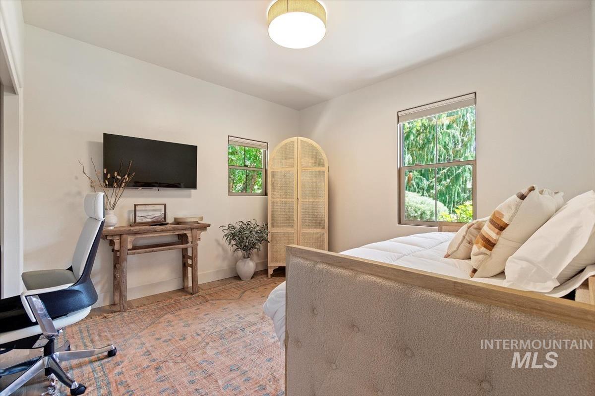 966 W Watersford Dr., Eagle, Idaho 83616, 4 Bedrooms, 3.5 Bathrooms, Residential For Sale, Price $1,699,500, 98975422