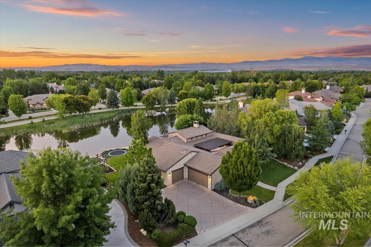 966 W Watersford Dr., Eagle, Idaho 83616, 4 Bedrooms, 3.5 Bathrooms, Residential For Sale, Price $1,699,500, 98975422