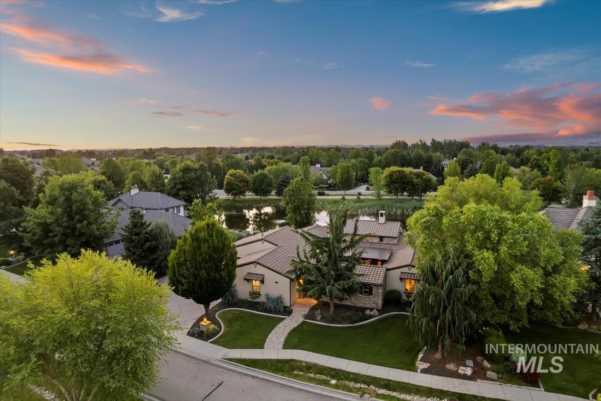 966 W Watersford Dr., Eagle, Idaho 83616, 4 Bedrooms, 3.5 Bathrooms, Residential For Sale, Price $1,699,500, 98975422