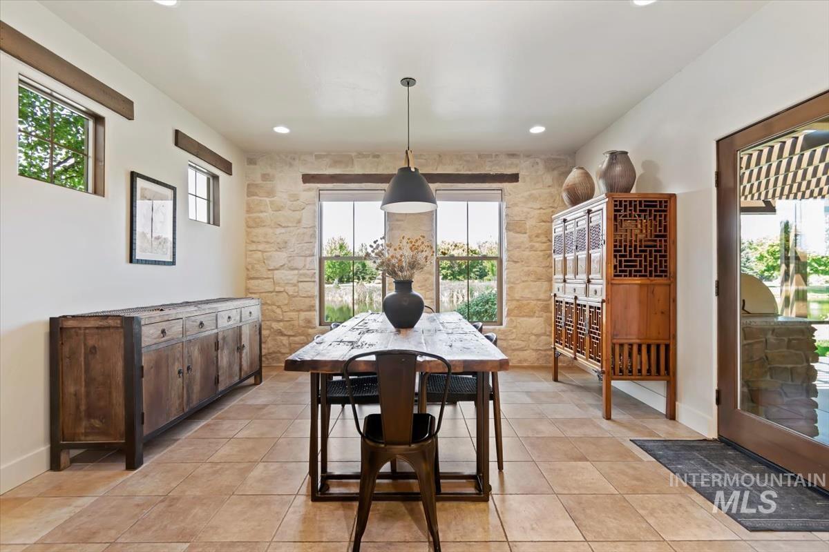 966 W Watersford Dr., Eagle, Idaho 83616, 4 Bedrooms, 3.5 Bathrooms, Residential For Sale, Price $1,699,500, 98975422