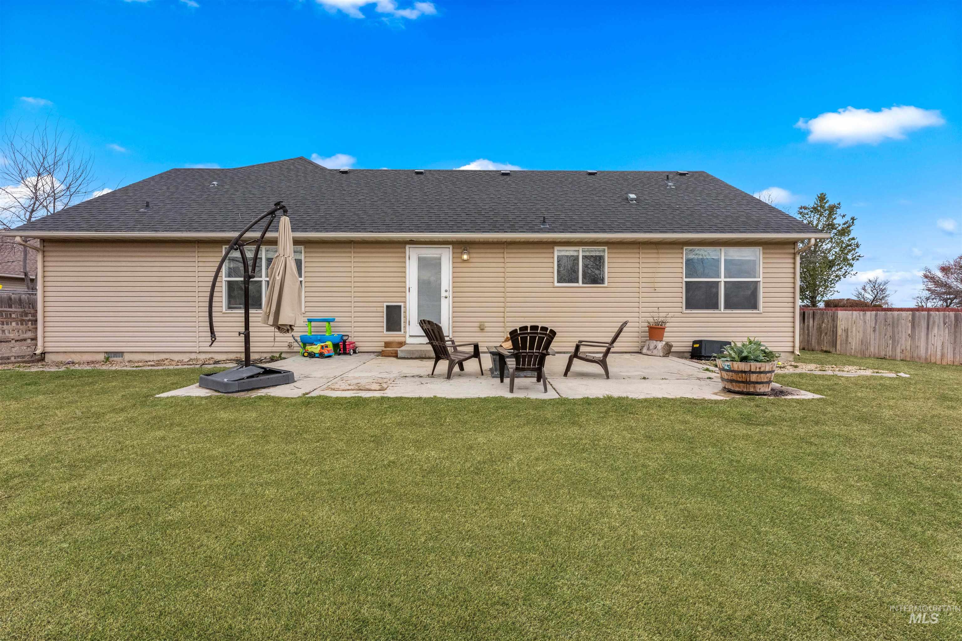 2809 Dorman Ave., Caldwell, Idaho 83605, 3 Bedrooms, 2.5 Bathrooms, Residential For Sale, Price $460,000, 98975424