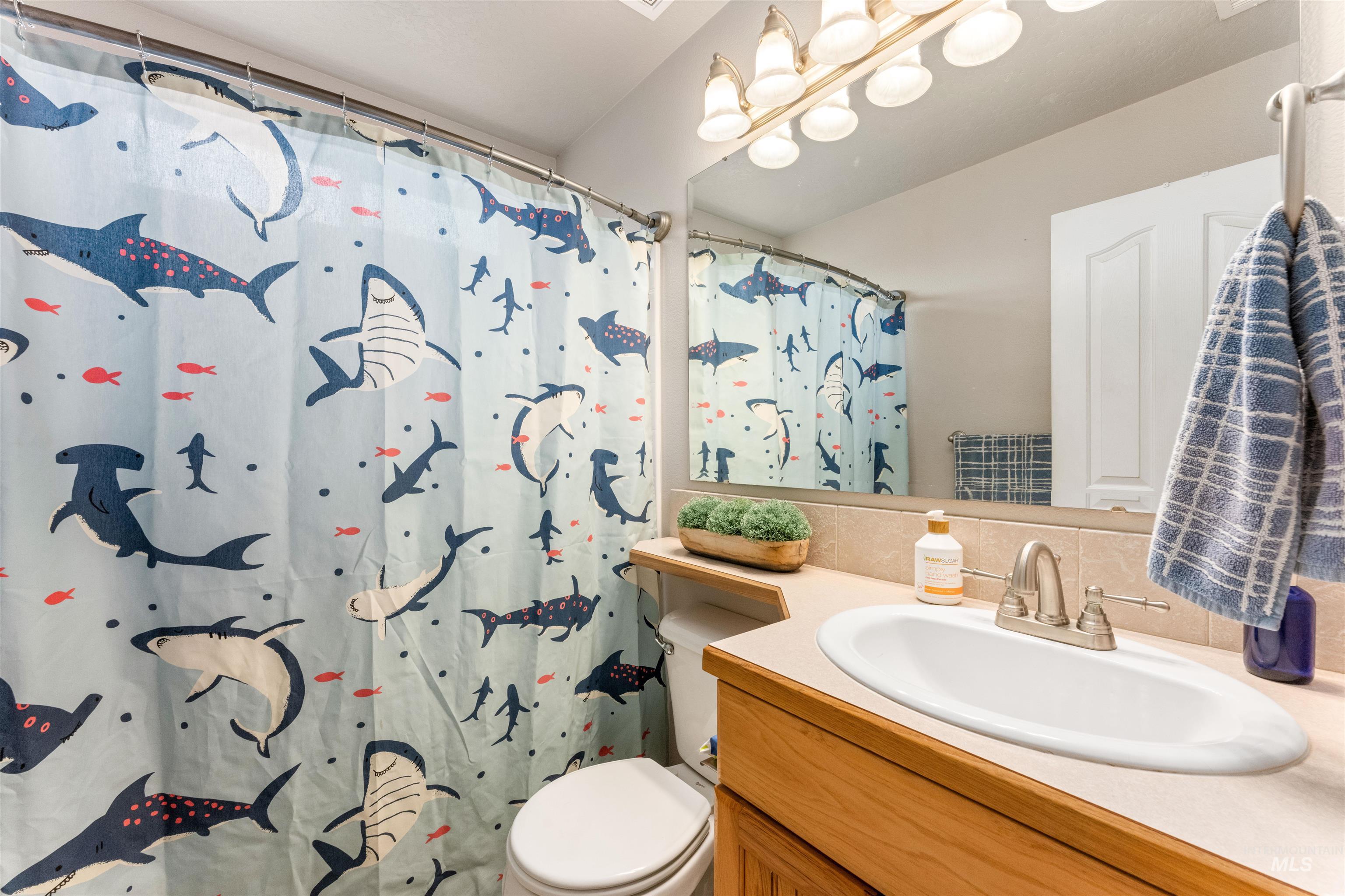 2809 Dorman Ave., Caldwell, Idaho 83605, 3 Bedrooms, 2.5 Bathrooms, Residential For Sale, Price $460,000, 98975424