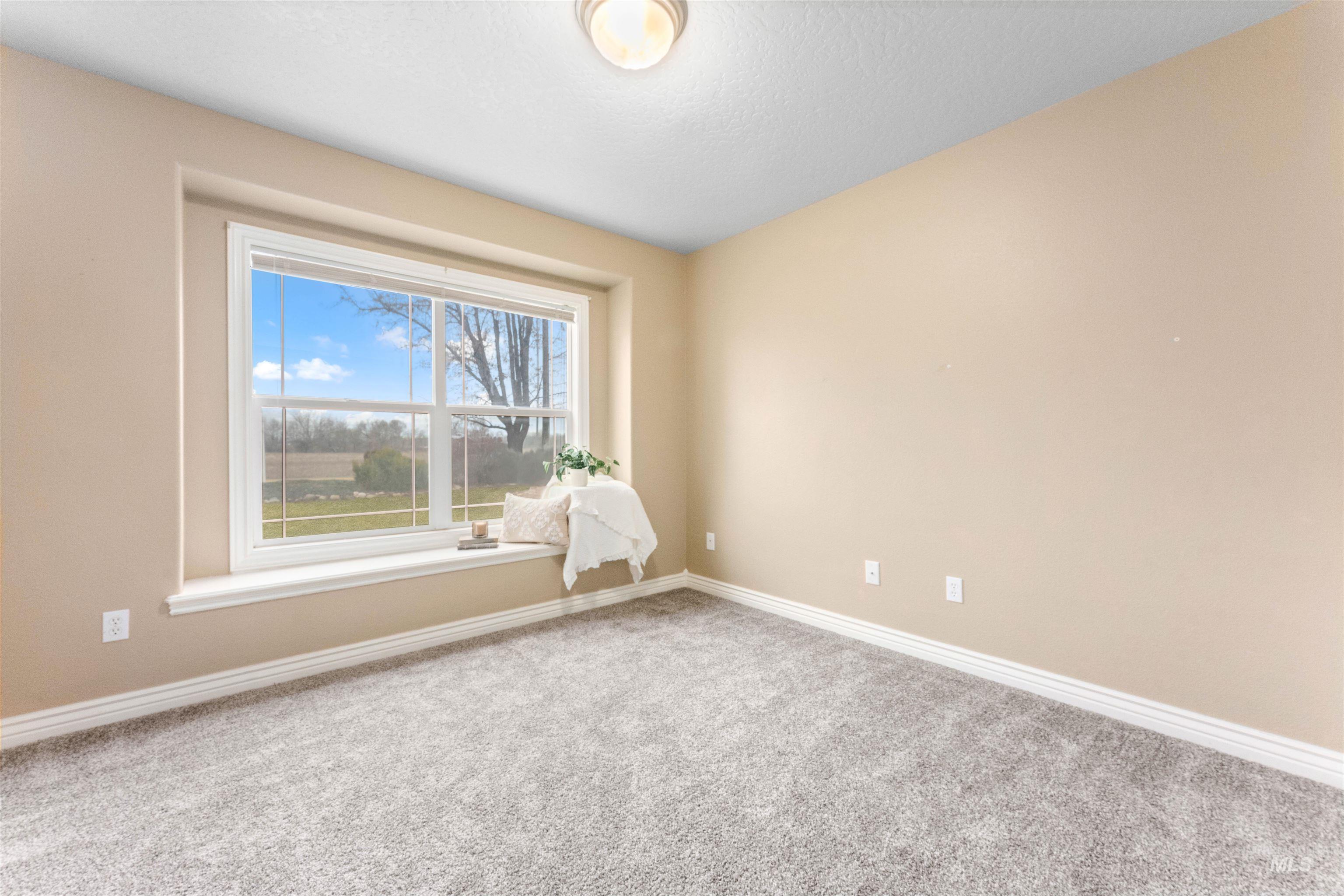 2809 Dorman Ave., Caldwell, Idaho 83605, 3 Bedrooms, 2.5 Bathrooms, Residential For Sale, Price $460,000, 98975424