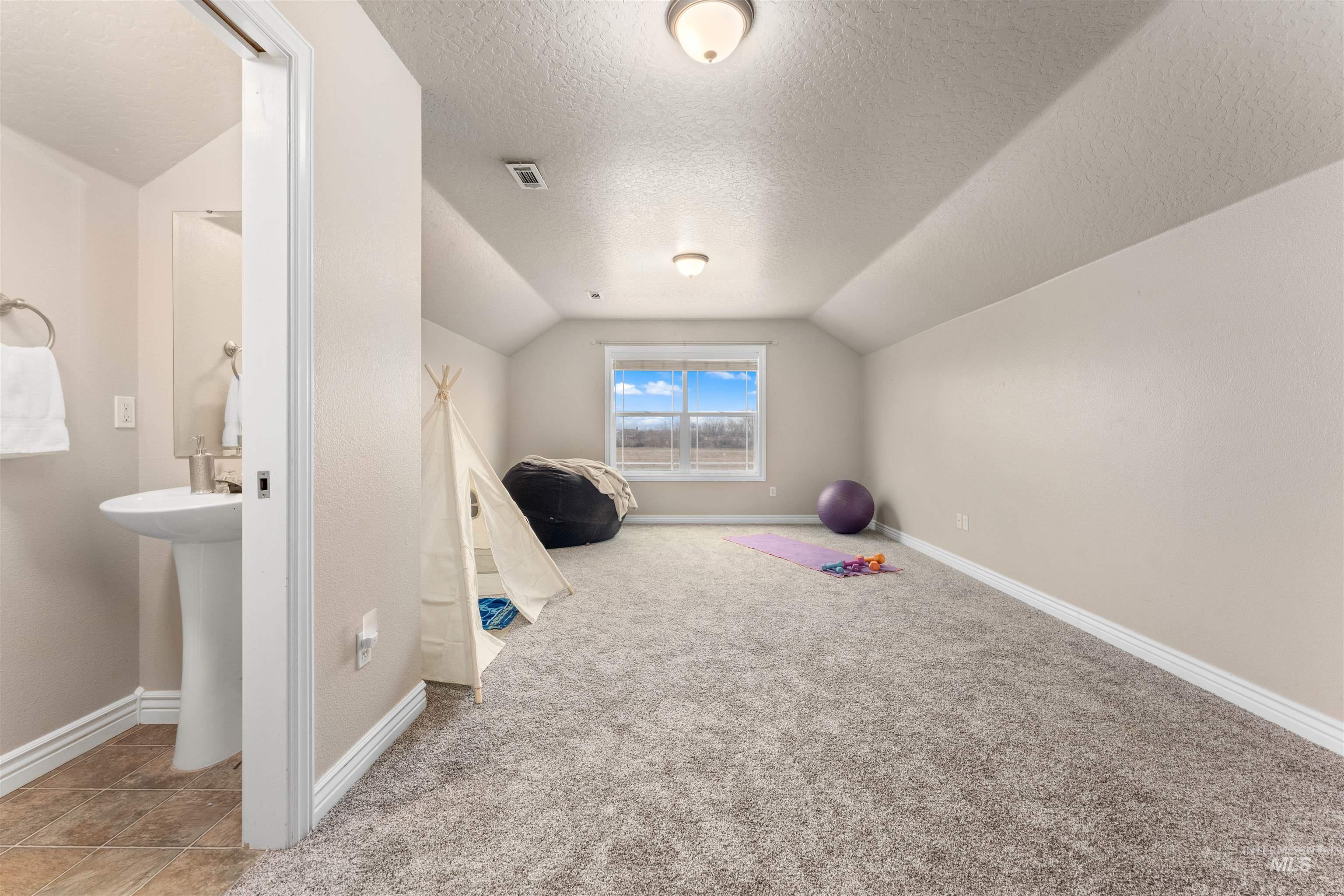 2809 Dorman Ave., Caldwell, Idaho 83605, 3 Bedrooms, 2.5 Bathrooms, Residential For Sale, Price $460,000, 98975424