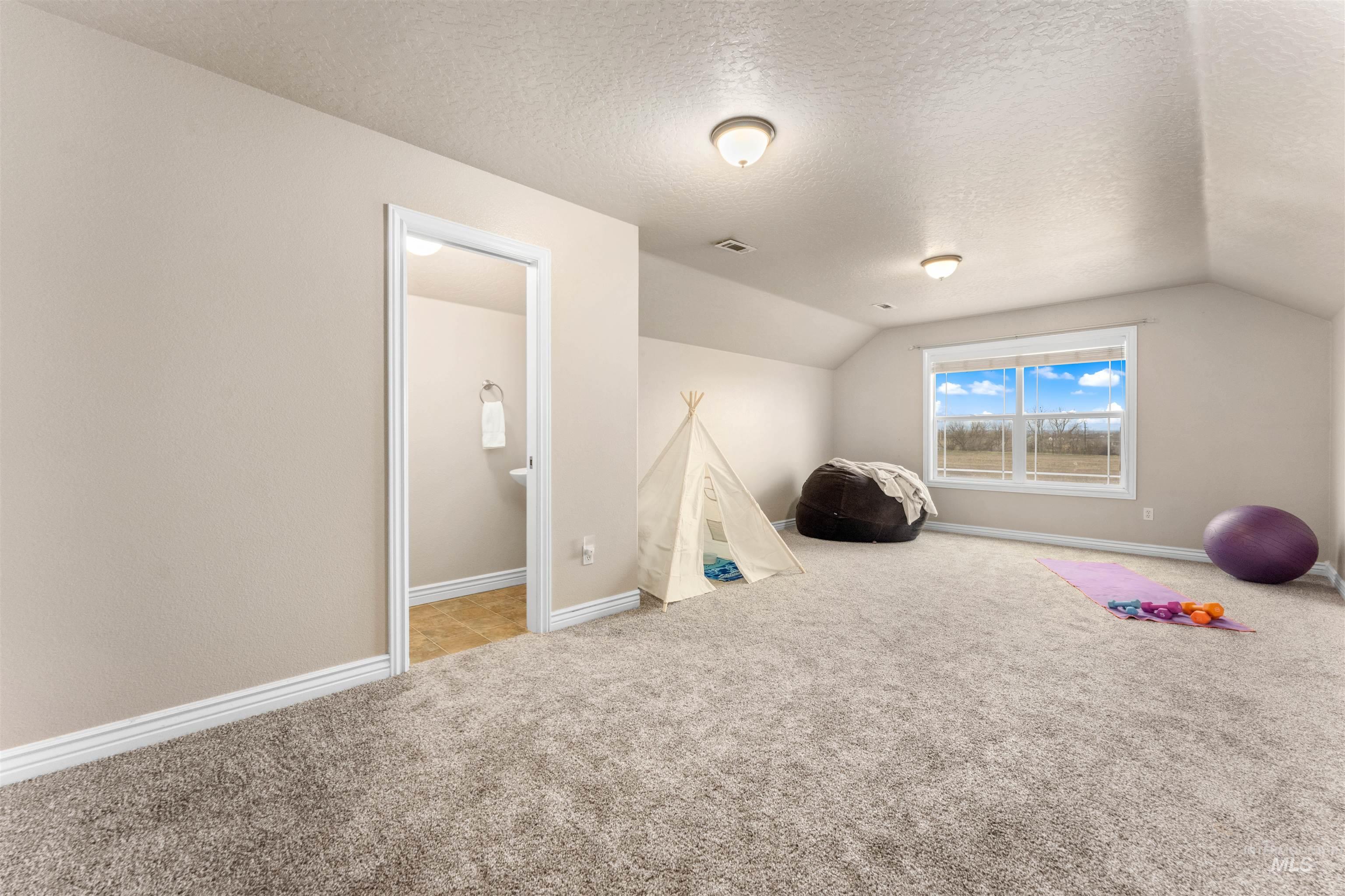 2809 Dorman Ave., Caldwell, Idaho 83605, 3 Bedrooms, 2.5 Bathrooms, Residential For Sale, Price $460,000, 98975424