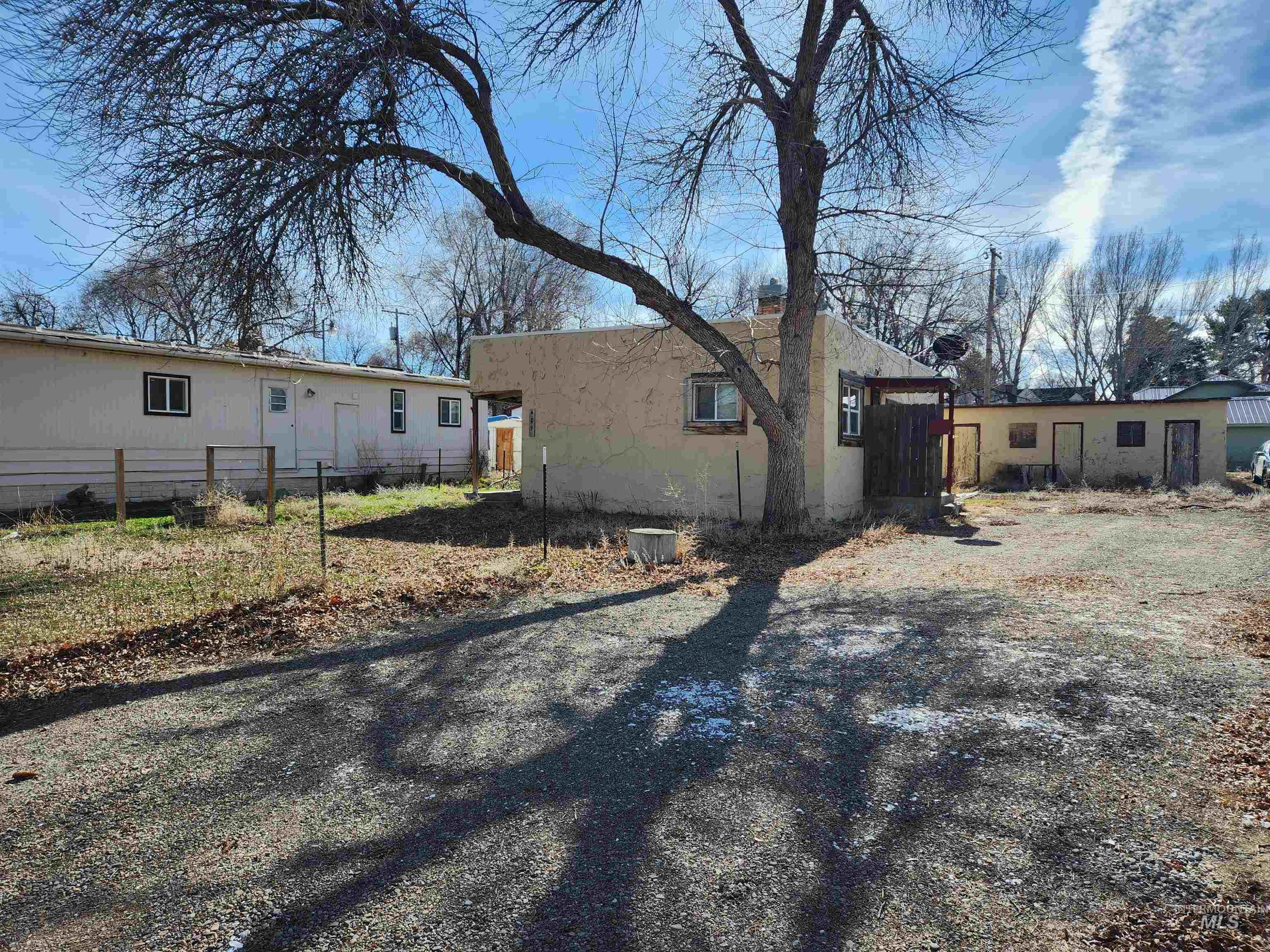 409 1st Ave E, Jerome, Idaho 83338, 1 Bedroom, 1 Bathroom, Residential For Sale, Price $110,000,MLS 98975425