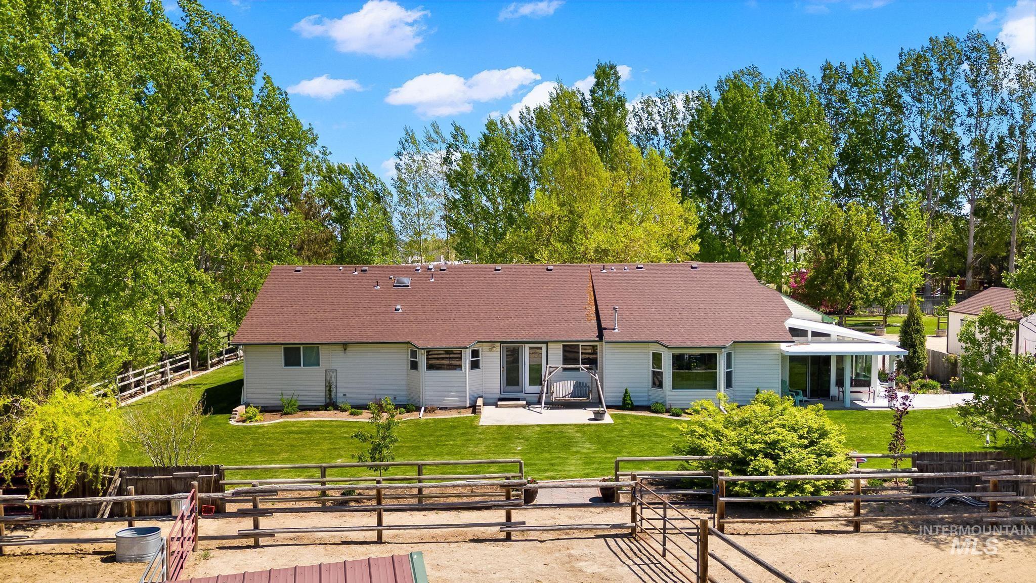 1401 Crane Ln, Kuna, Idaho 83634, 3 Bedrooms, 2.5 Bathrooms, Residential For Sale, Price $1,225,000,MLS 98975427