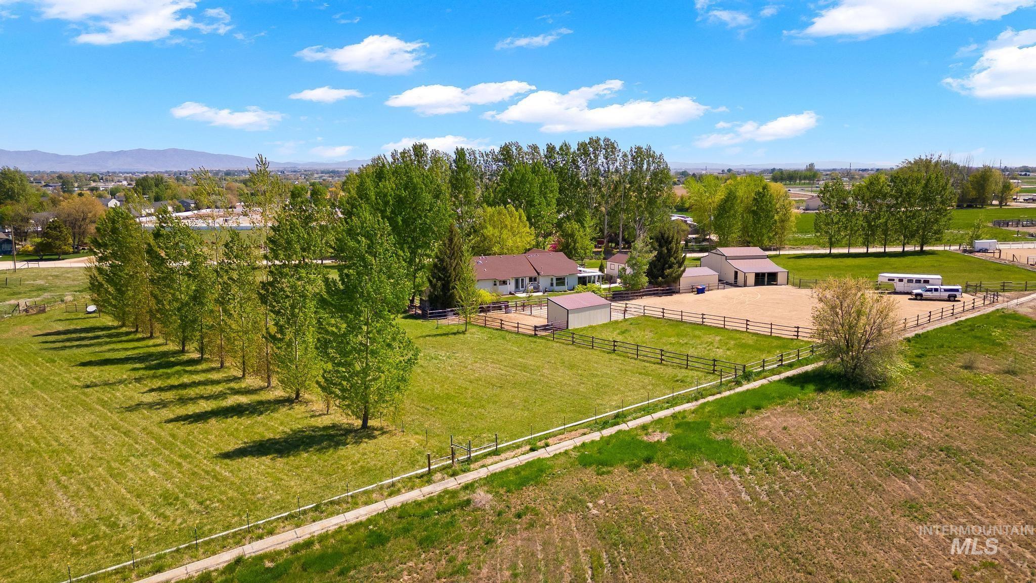 1401 Crane Ln, Kuna, Idaho 83634, 3 Bedrooms, 2.5 Bathrooms, Residential For Sale, Price $1,225,000,MLS 98975427