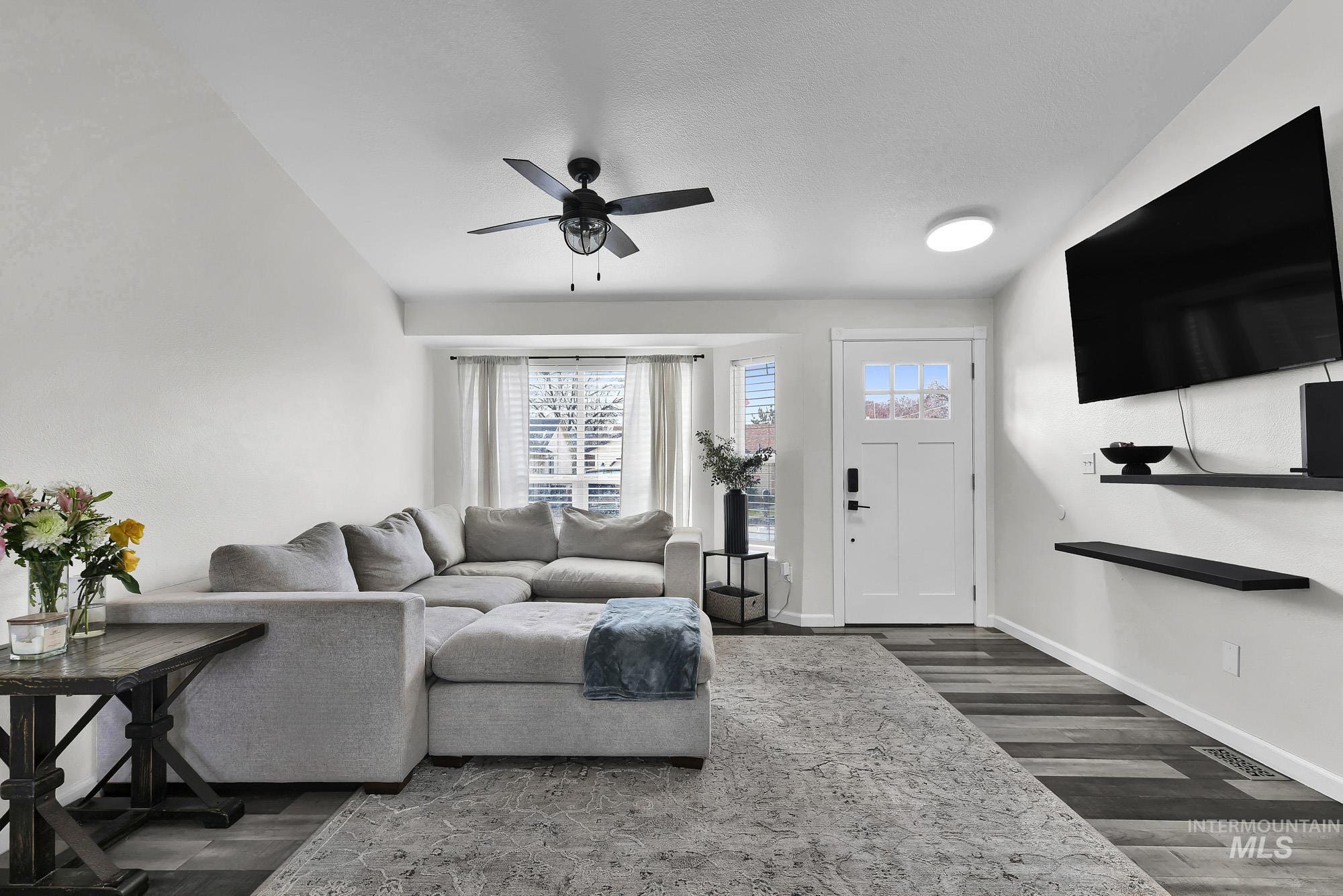 1182 N Iris Ave, Boise, Idaho 83704, 3 Bedrooms, 2 Bathrooms, Residential For Sale, Price $415,000, 98975428