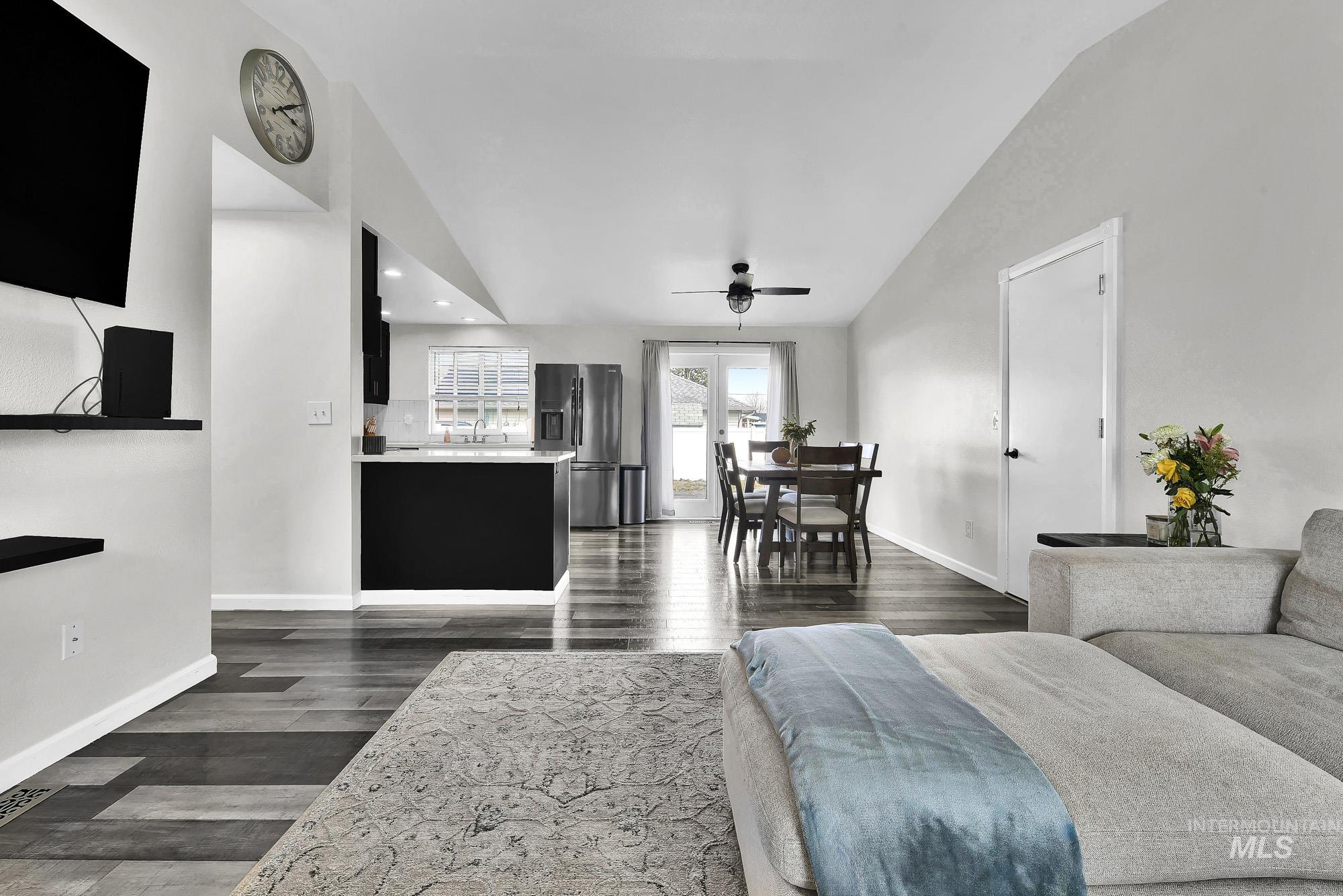 1182 N Iris Ave, Boise, Idaho 83704, 3 Bedrooms, 2 Bathrooms, Residential For Sale, Price $415,000, 98975428