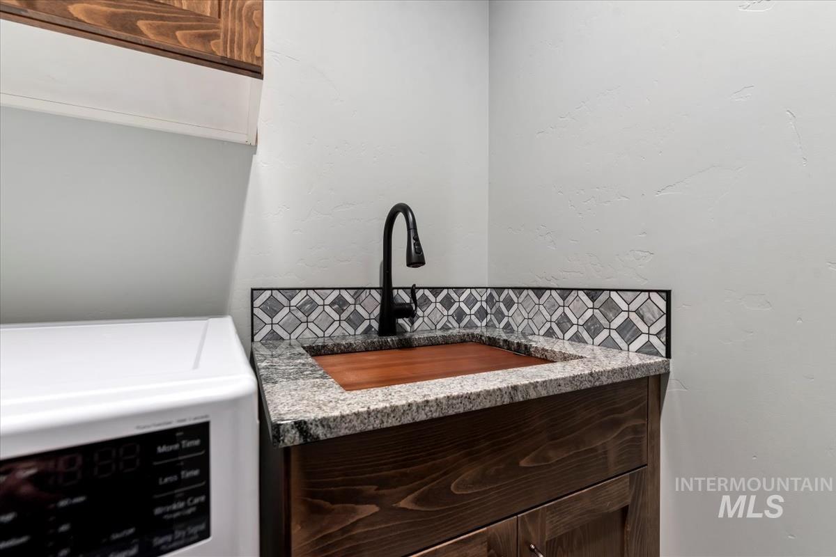 3859 E Vadonia Lane, Meridian, Idaho 83642, 4 Bedrooms, 2.5 Bathrooms, Residential For Sale, Price $1,349,999,MLS 98975432