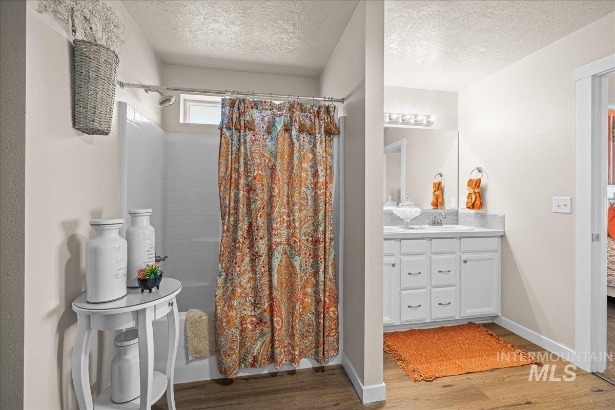 12719 W Hidden Point Drive, Star, Idaho 83669, 3 Bedrooms, 2 Bathrooms, Residential For Sale, Price $465,000,MLS 98975433